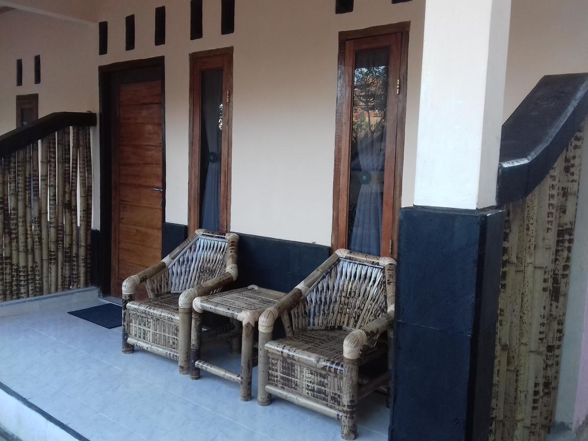 Telage Indah Homestay Kuta  Exteriör bild