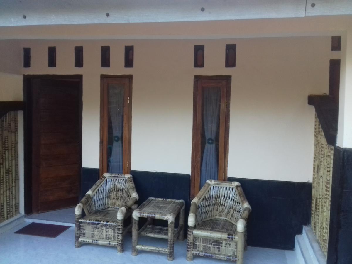 Telage Indah Homestay Kuta  Exteriör bild