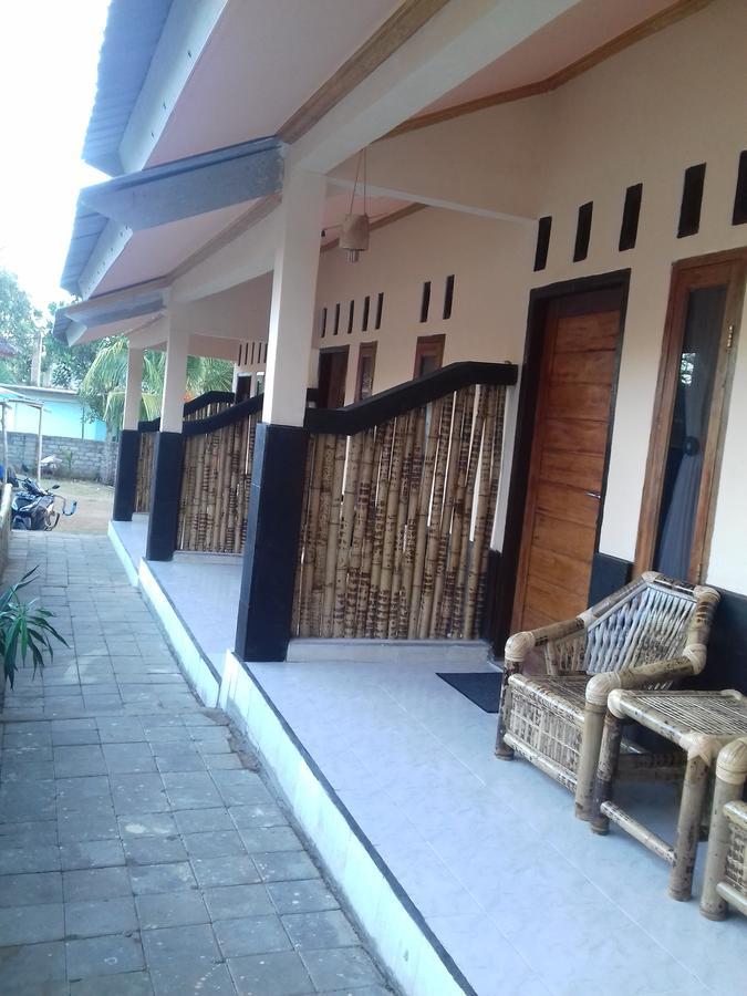 Telage Indah Homestay Kuta  Exteriör bild