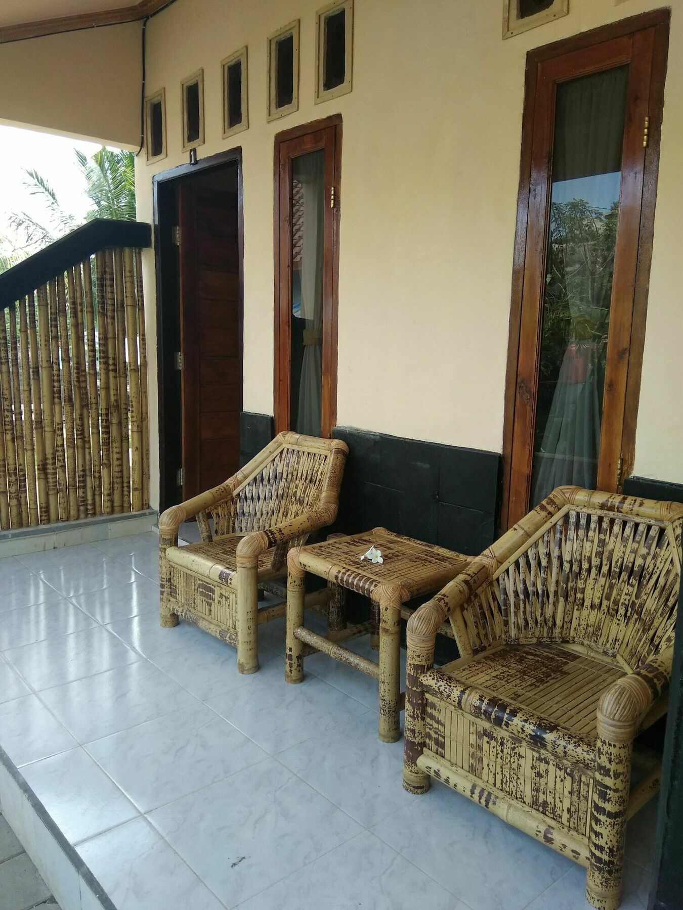 Telage Indah Homestay Kuta  Exteriör bild