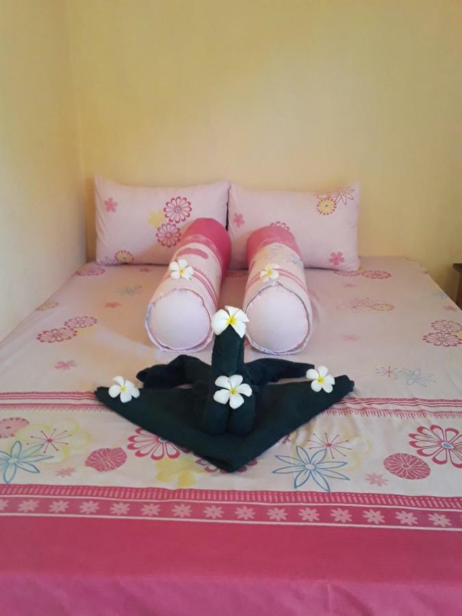 Telage Indah Homestay Kuta  Exteriör bild